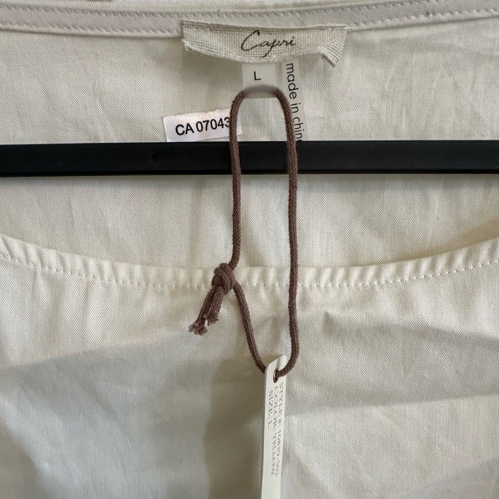 G—Top Capri - Picture 2 of 16